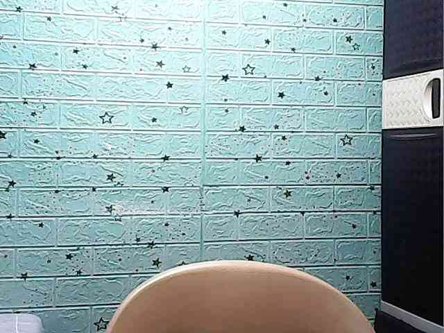 Alicepussylicious webcam