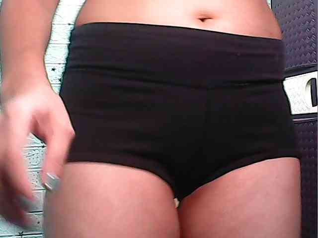 Alicepussylicious webcam