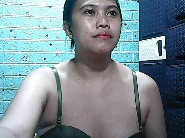 Alicepussylicious webcam