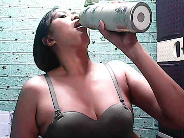 Alicepussylicious webcam