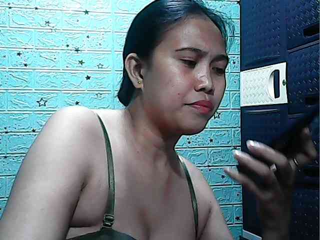 Alicepussylicious webcam