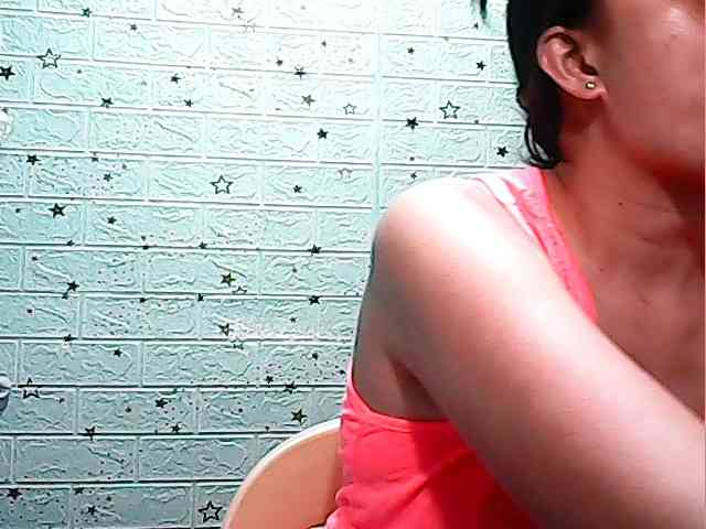 Alicepussylicious webcam