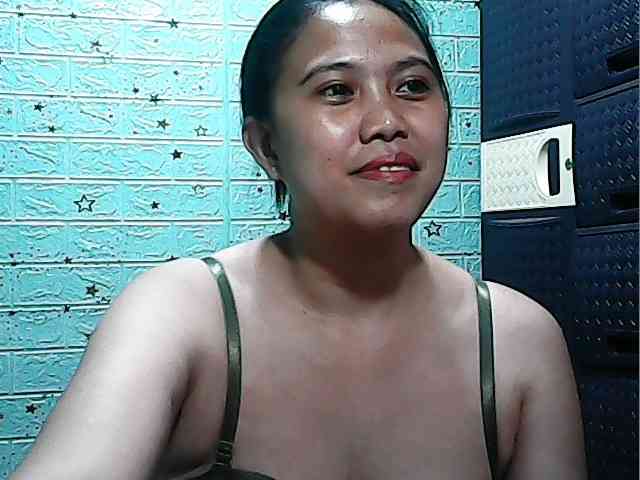 Alicepussylicious webcam