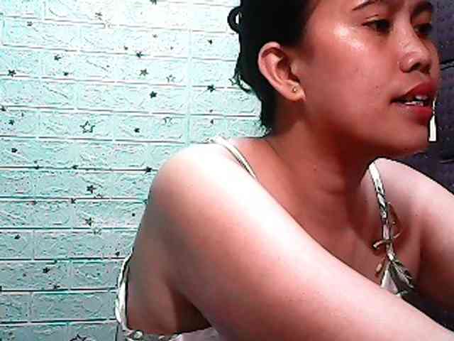 Alicepussylicious webcam