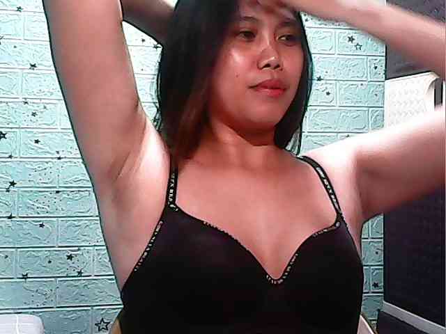 Alicepussylicious webcam