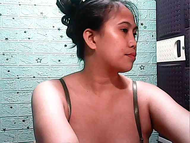 Alicepussylicious webcam