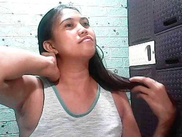 Alicepussylicious webcam