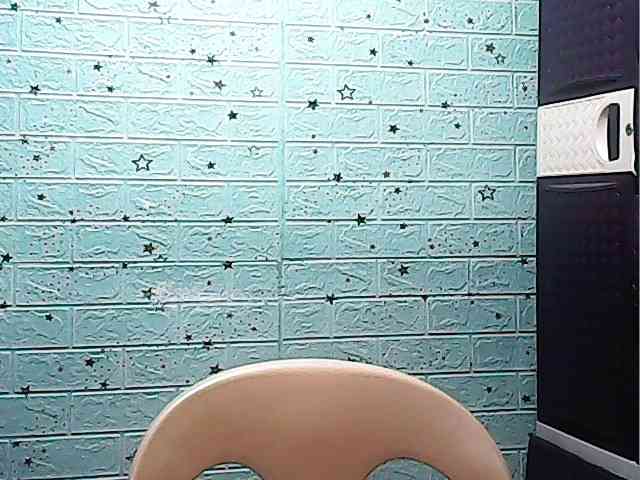 Alicepussylicious webcam