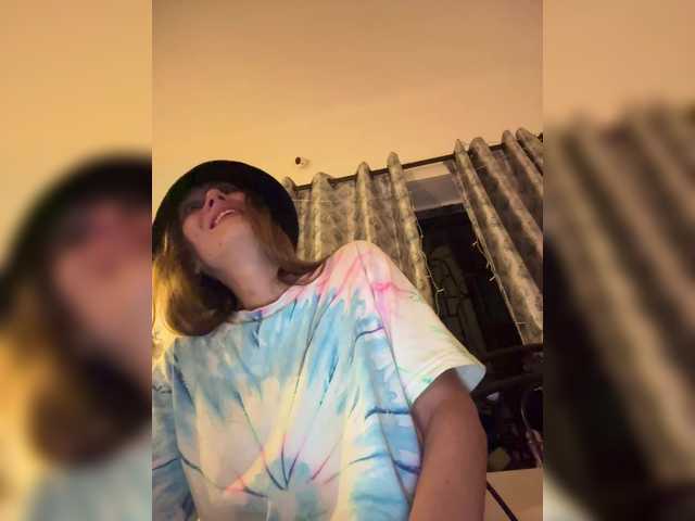 PsiXeya's BongaCams show and profile