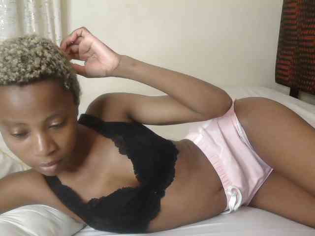 Pretyass webcam