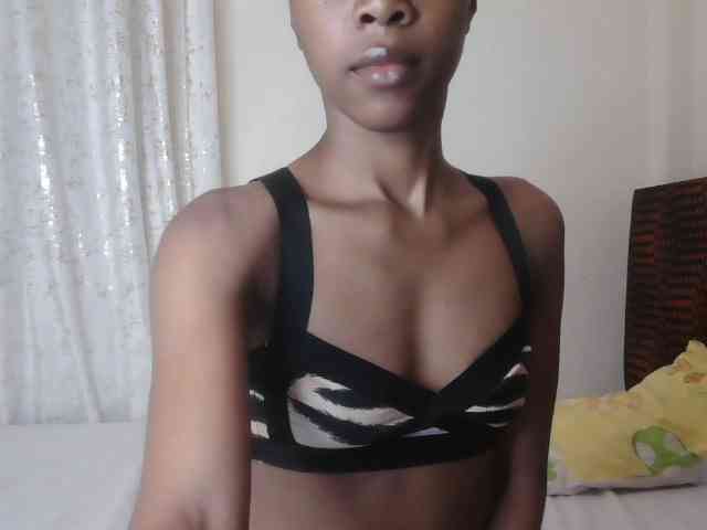 Pretyass webcam