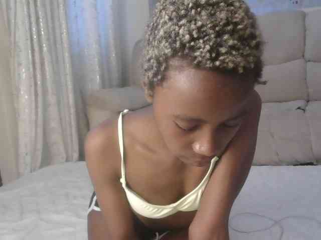 Pretyass webcam
