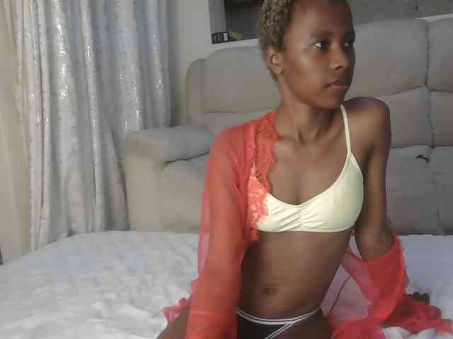 Pretyass webcam
