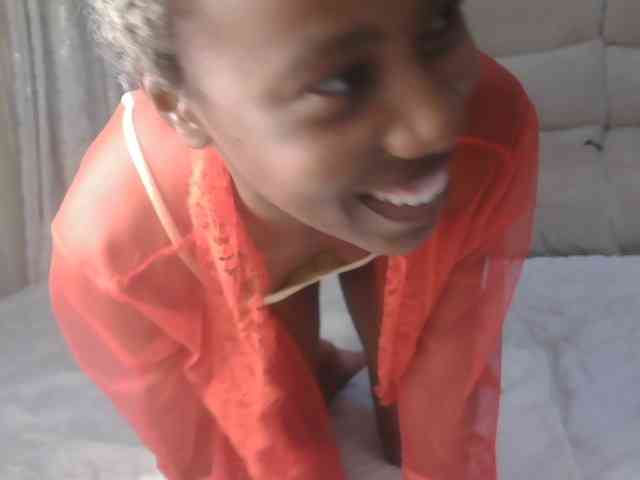 Pretyass webcam