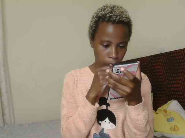 Pretyass webcam