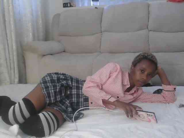 Pretyass webcam