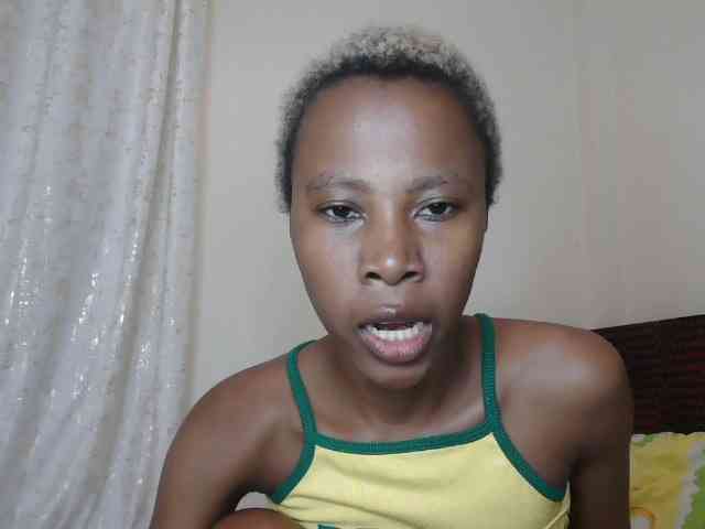 Pretyass webcam