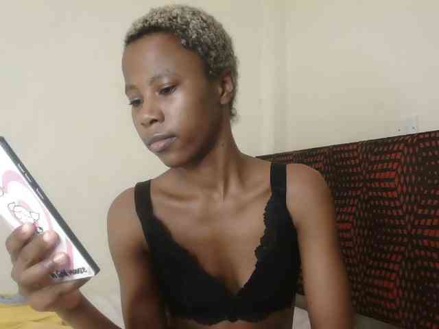 Pretyass webcam
