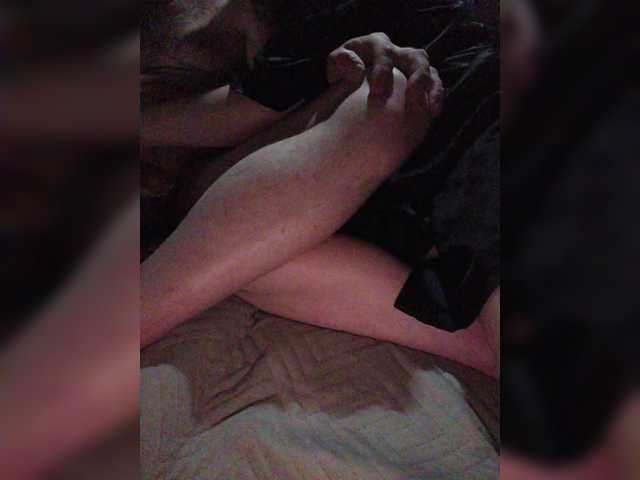 Oksy3's BongaCams show and profile