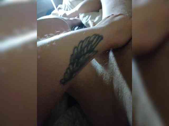 Oksy3 Live Webcam on BongaCams