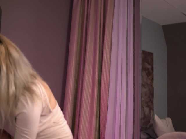 AudreySosa's BongaCams show and profile