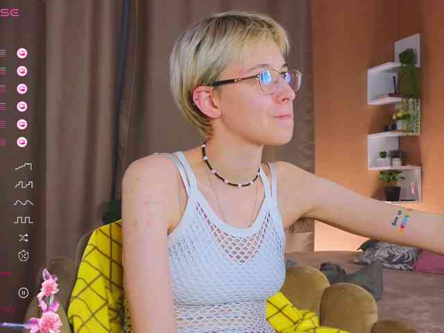 SharliRose webcam