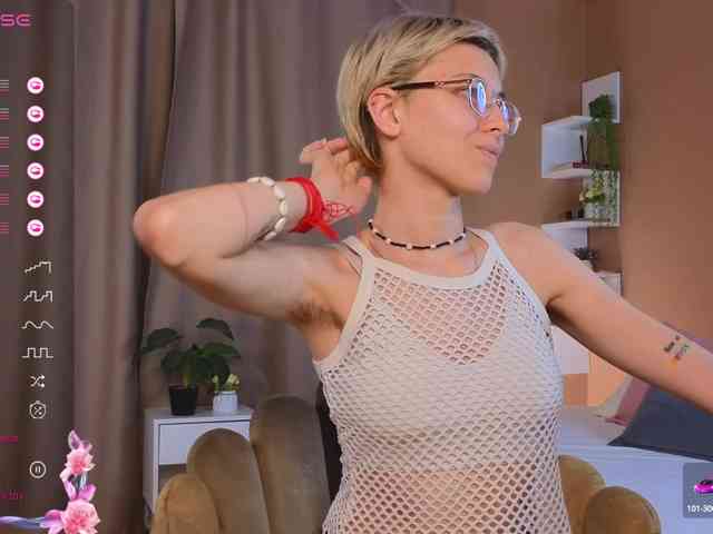 SharliRose webcam