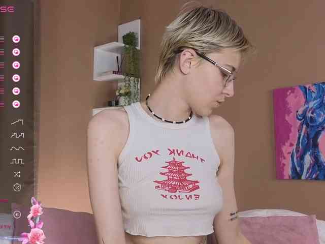 SharliRose webcam
