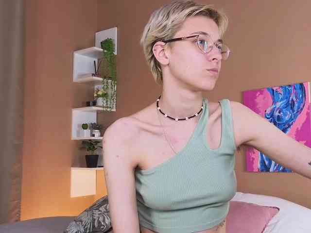 SharliRose webcam