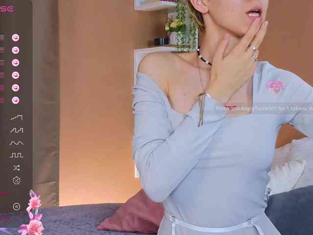 SharliRose webcam