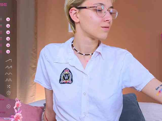 SharliRose webcam