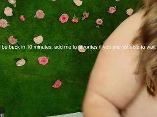 HugeTittiess Porn Show