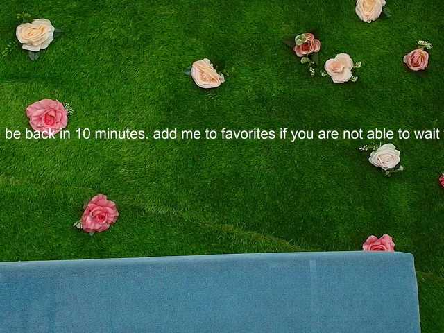 HugeTittiess's BongaCams show and profile