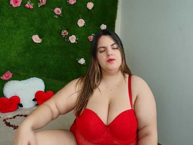 HugeTittiess's BongaCams show and profile