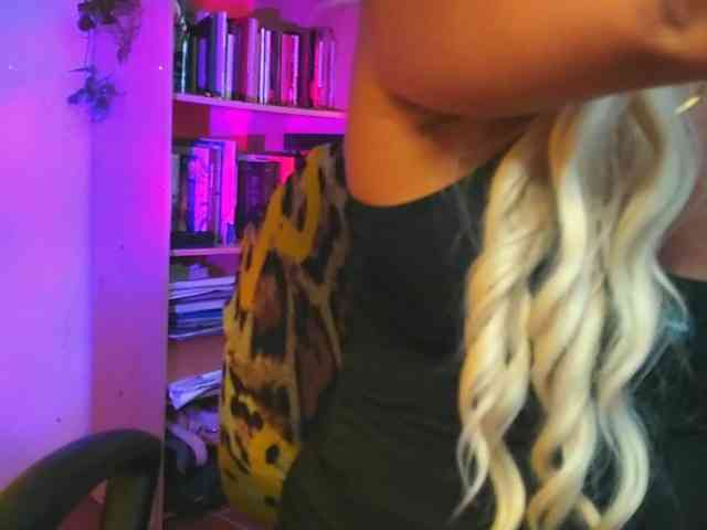 queensativa webcam