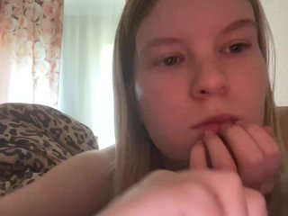 Amelia2004 Porn Show