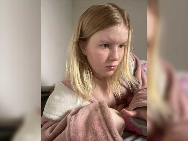 Amelia2004's BongaCams show and profile