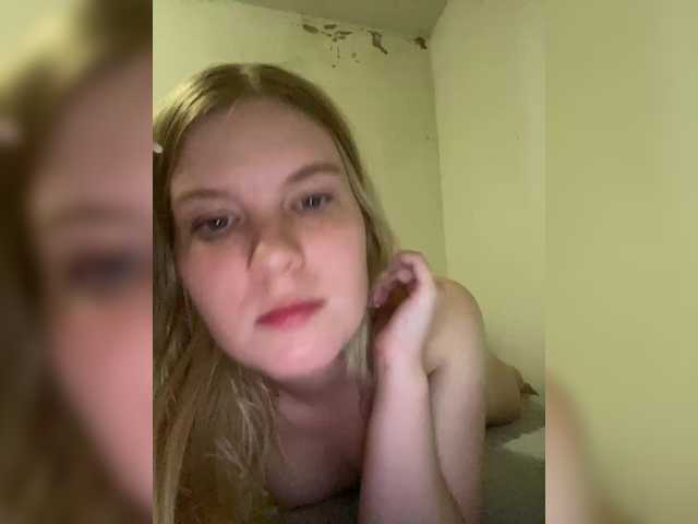 Amelia2004's BongaCams show and profile