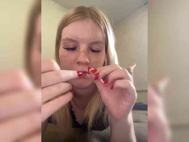 Amelia2004 webcam