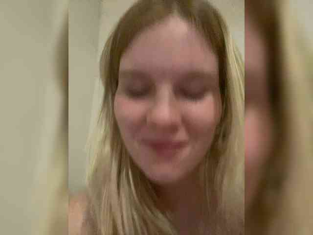 Amelia2004 webcam