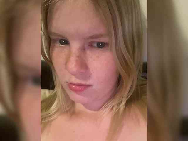 Amelia2004 webcam
