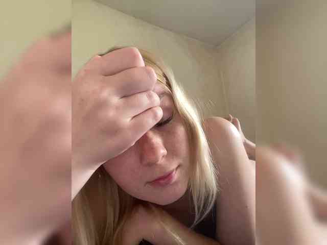 Amelia2004 webcam