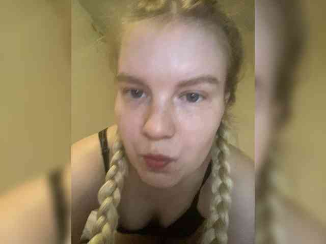 Amelia2004 Live Webcam on BongaCams