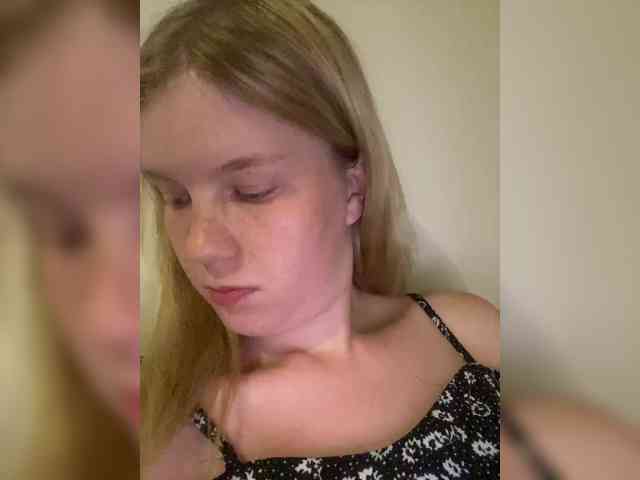 Amelia2004 webcam