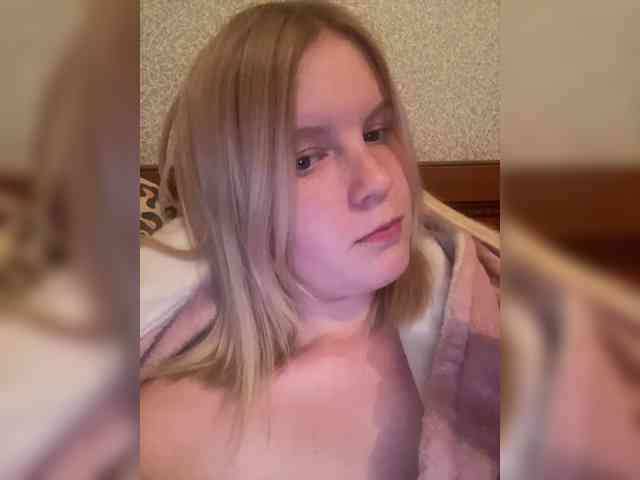 Amelia2004 webcam