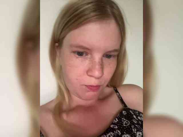 Amelia2004 webcam