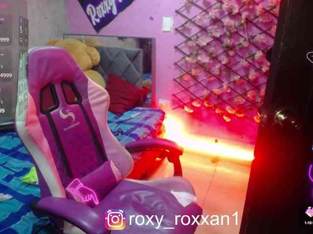 Roxy-roxxan Live Webcam on BongaCams