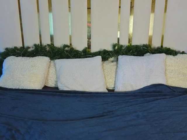 DaisyDelighte's BongaCams show and profile