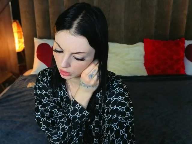 DaisyDelighte's BongaCams show and profile