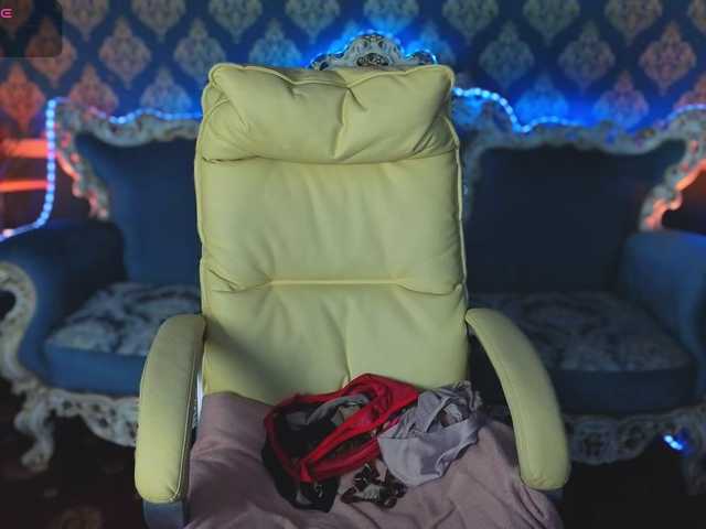 DaisyDelighte's BongaCams show and profile